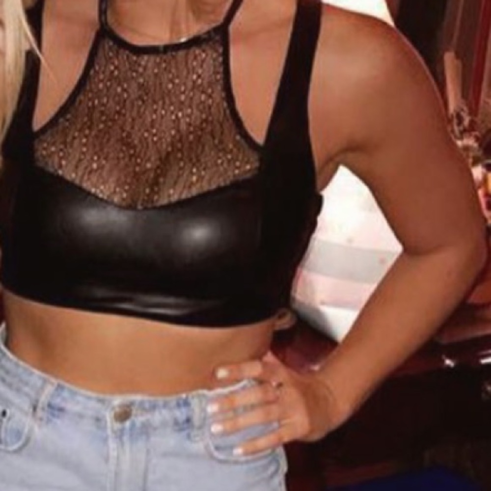 Black Leather Crop Top 🖤